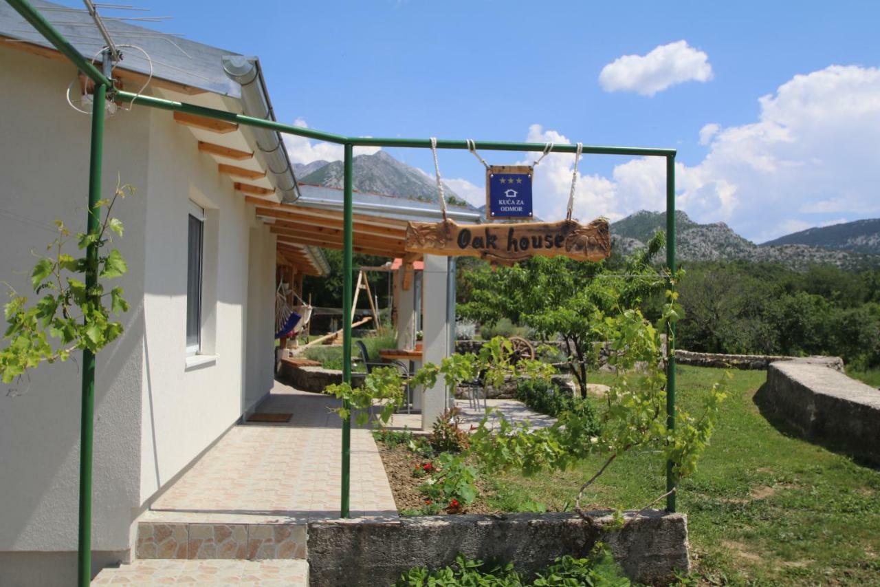 Oak House Villa Zadvarje Exterior photo