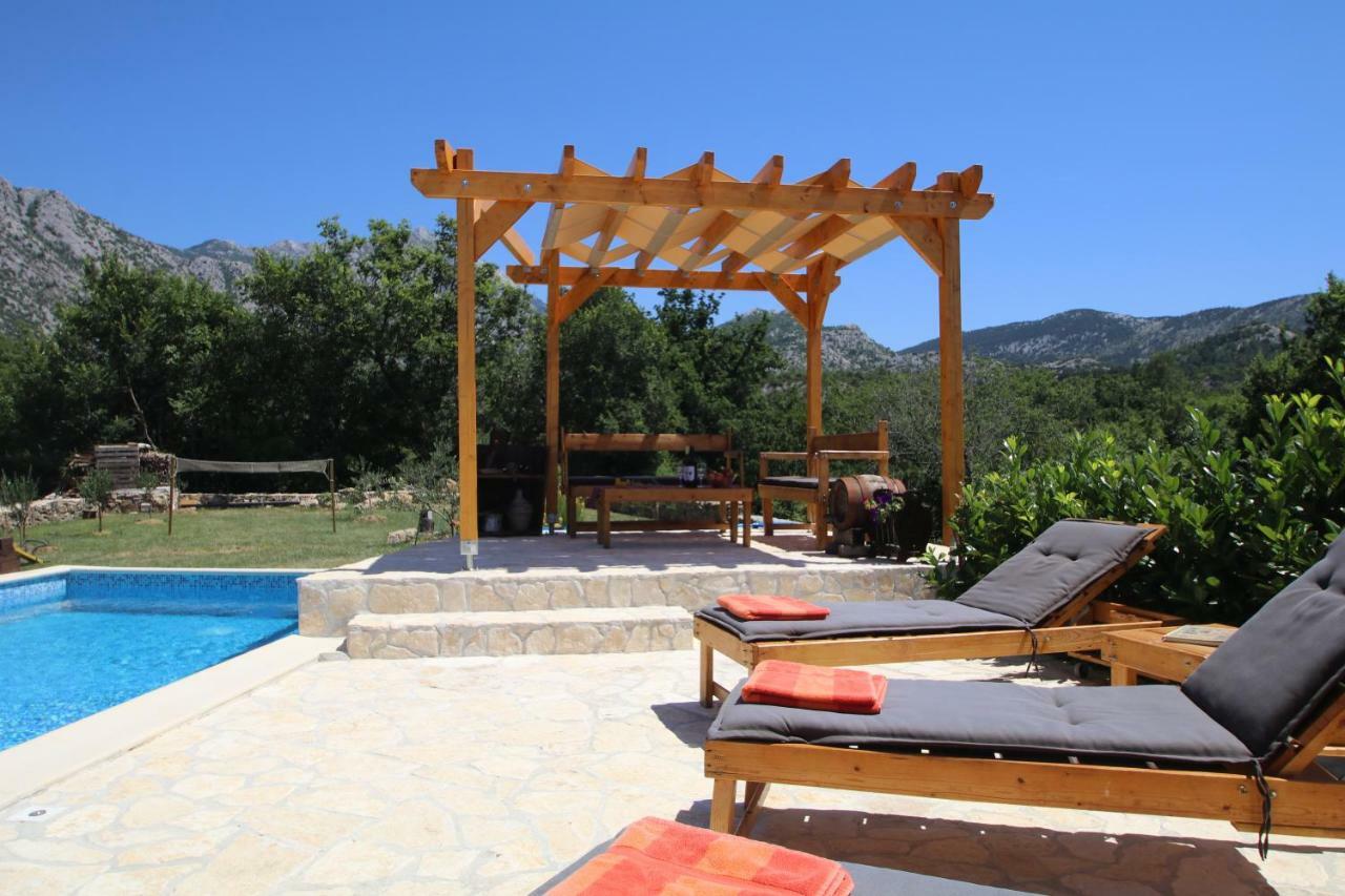 Oak House Villa Zadvarje Exterior photo