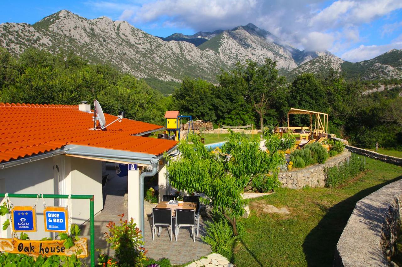 Oak House Villa Zadvarje Exterior photo